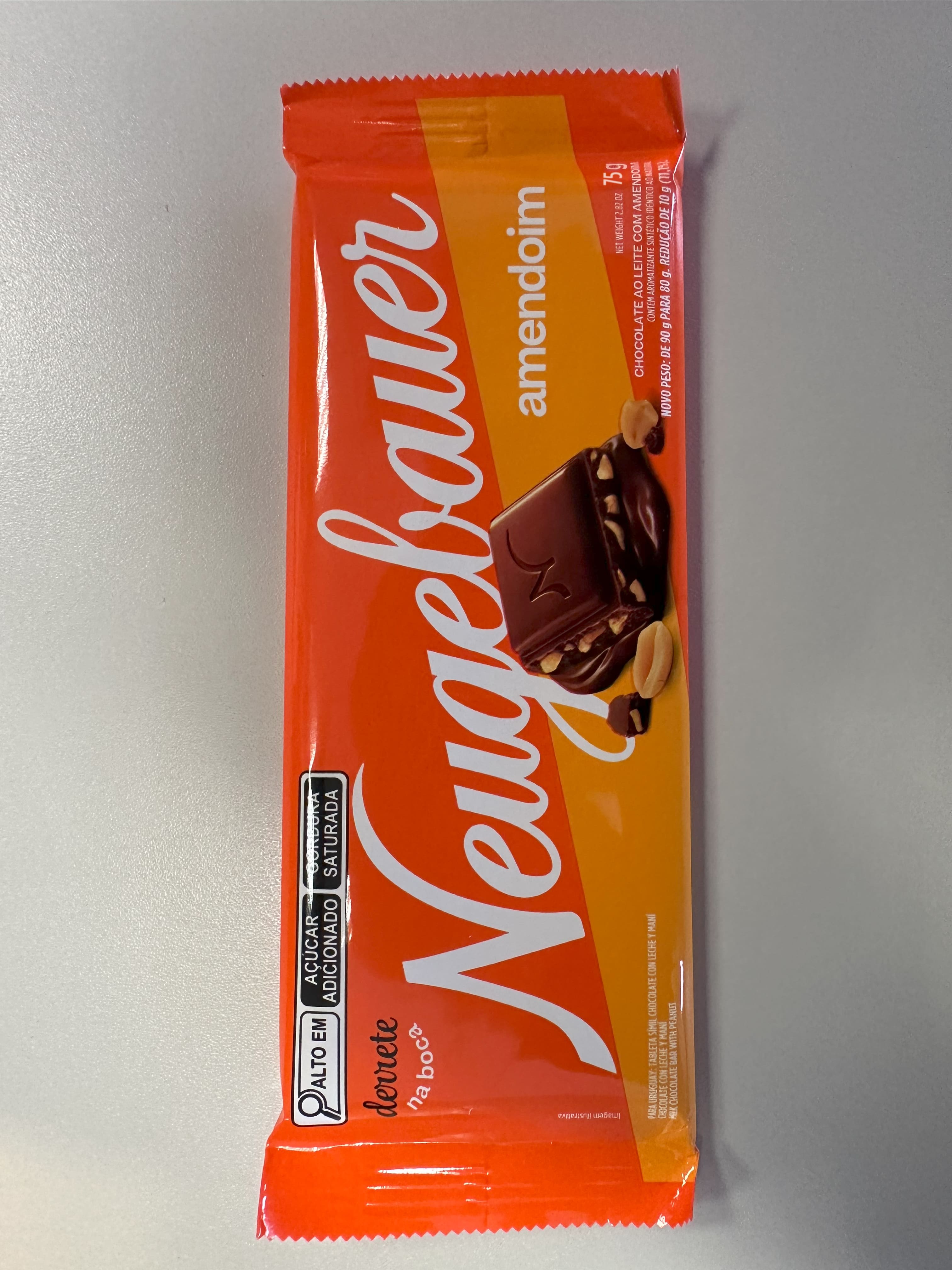 Barra de Chocolate Amendoim Neugebauer 75g Crocante